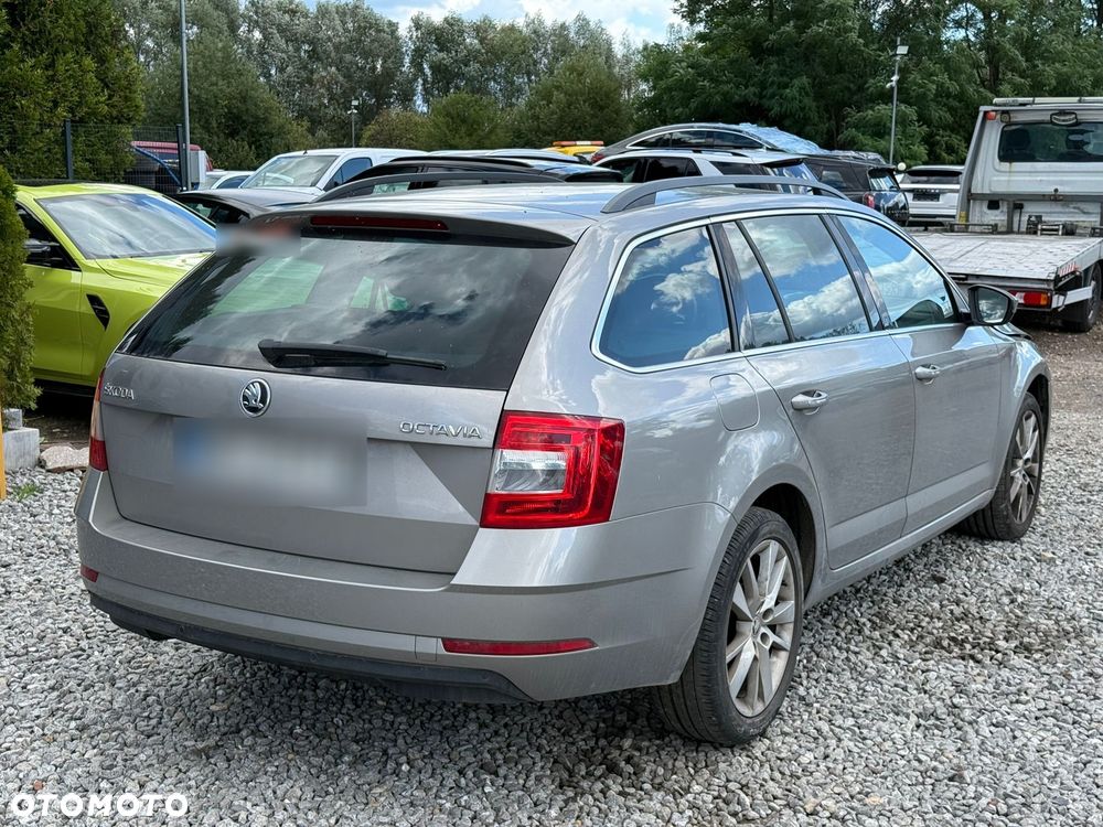 Skoda Octavia 2.0 TDI Style DSG - 3