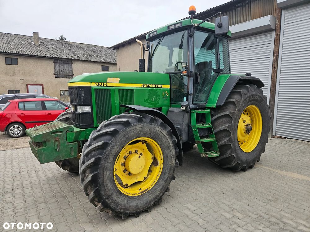 John Deere 7710 - 2