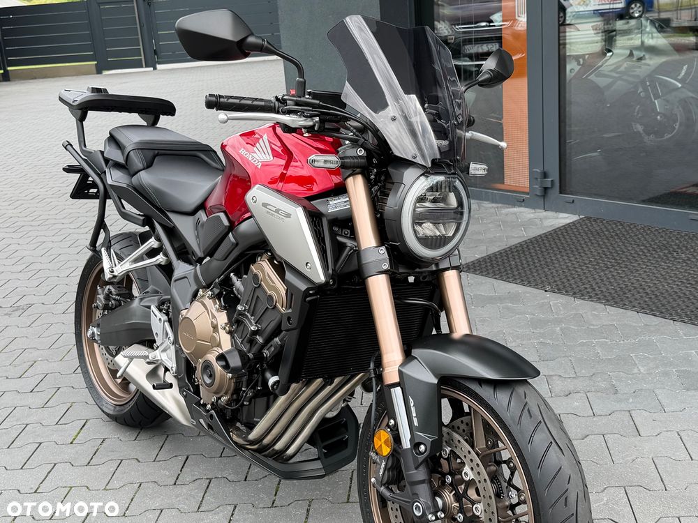Honda CB - 23
