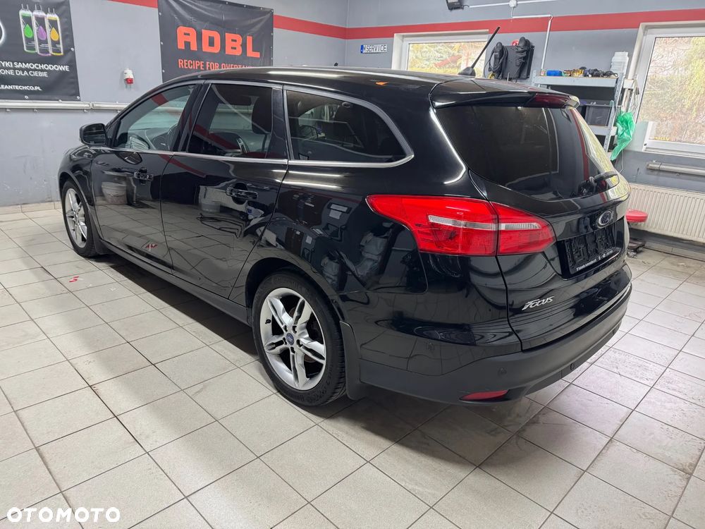 Ford Focus 1.0 EcoBoost Titanium ASS PowerShift - 3