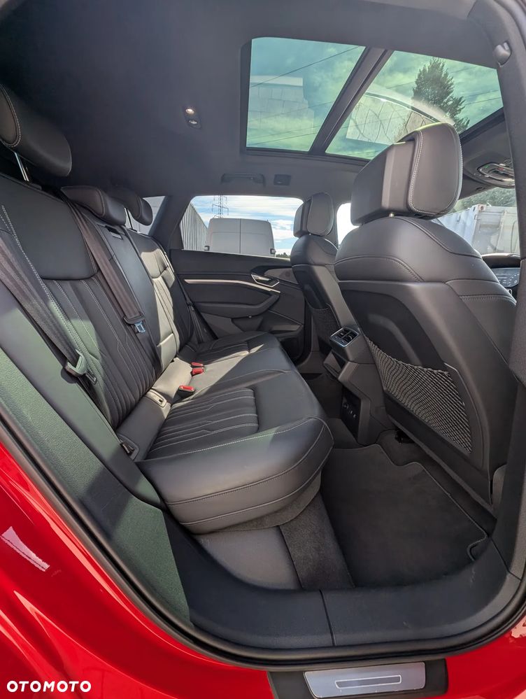 Audi e-tron 55 Quattro S Line - 27