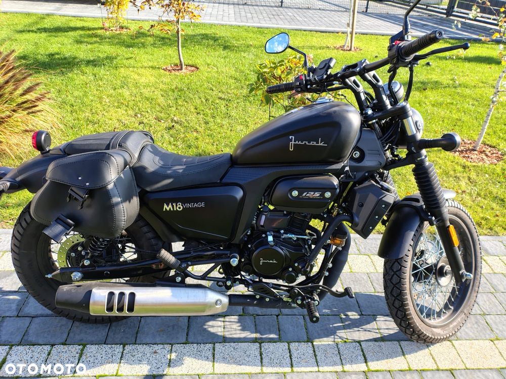 Junak M18