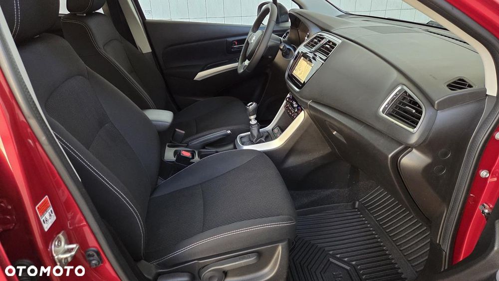 Suzuki SX4 S-Cross 1.4 T Premium - 17