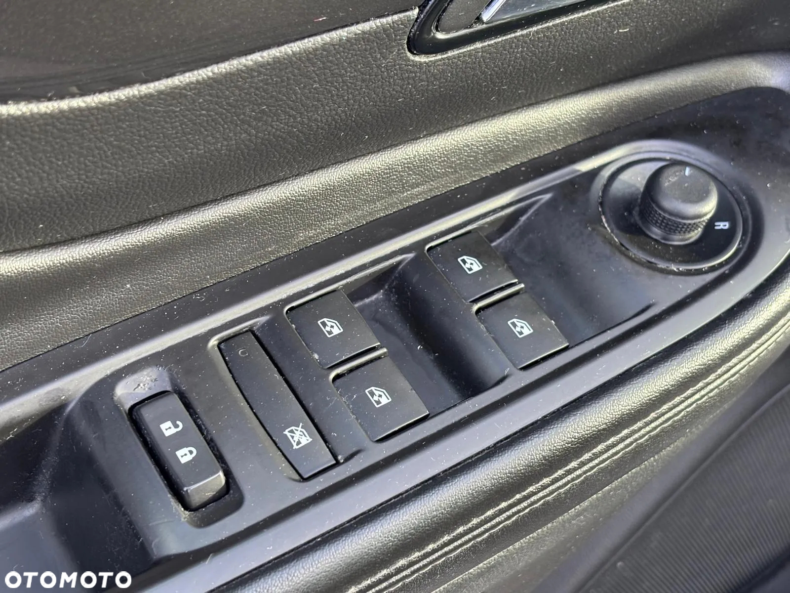 Buick Encore - 13