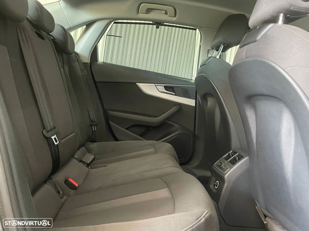 Audi A4 1.4 TSI Sport - 31