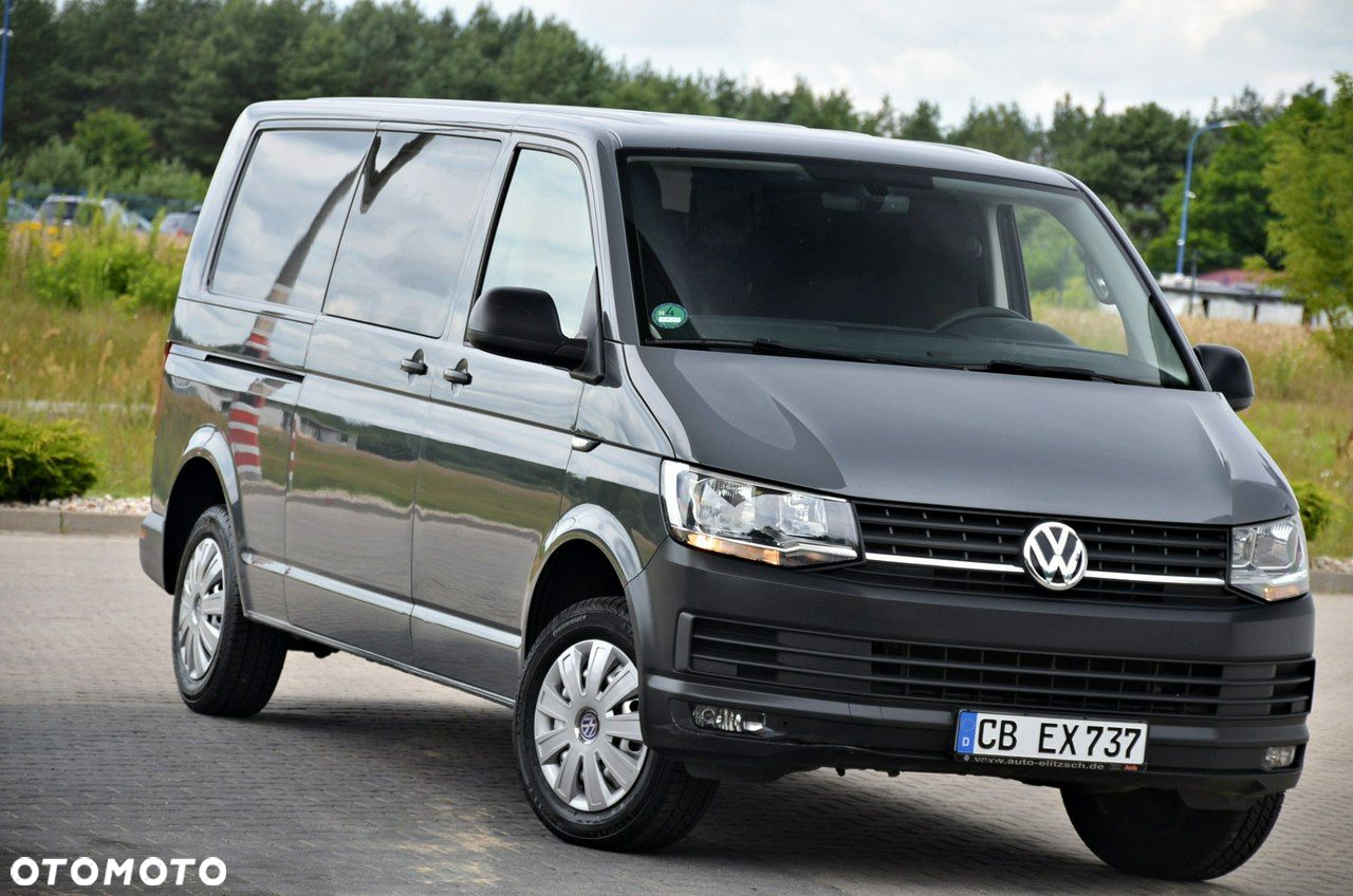 Volkswagen Transporter - 2