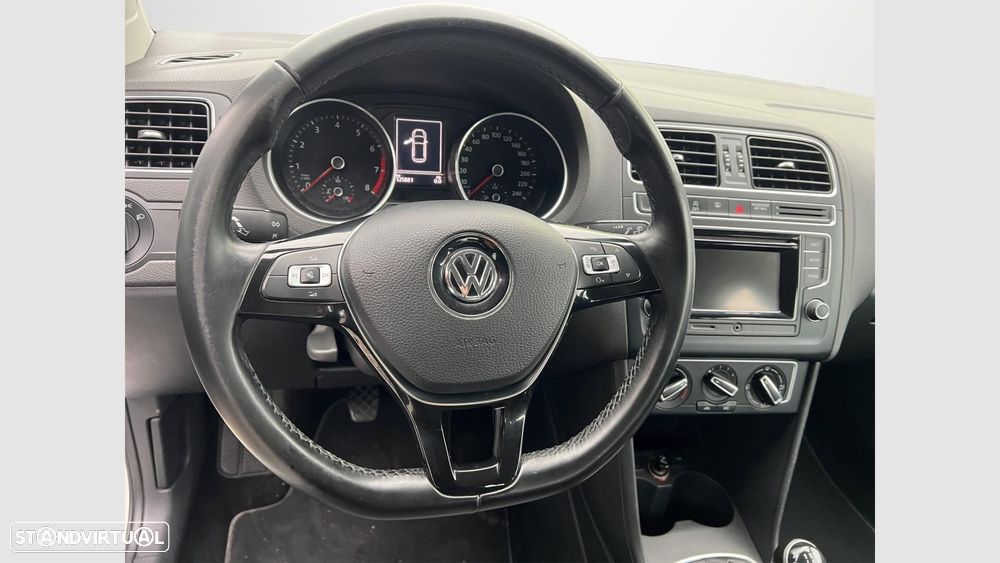 VW Polo 1.0 Connect - 10