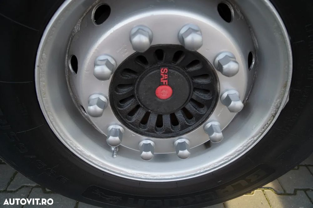 Chereau REFRIGERAT / MAXIMA 1300 / CU CÂRLIG / AXĂ DE RIDICARE / COȘ PENTRU PALEȚI - 25