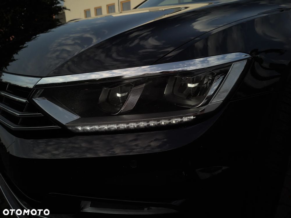 Volkswagen Passat 2.0 TDI (BlueMotion Technology) Highline - 11
