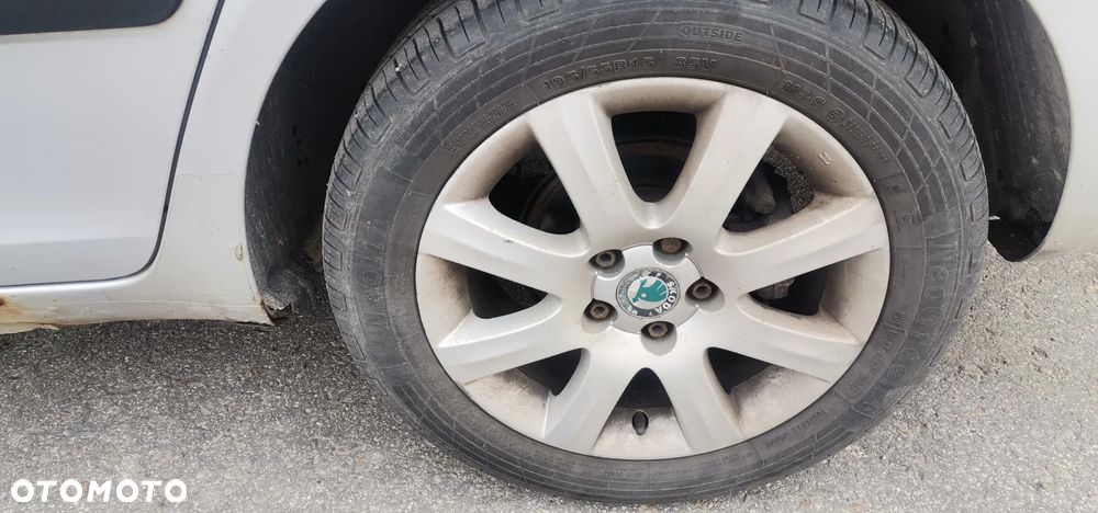 Skoda Fabia 1.9 tdi 2009 rok maska,klapa,blotnik,drzwi,lampa,kola,felgi,silnik - 21