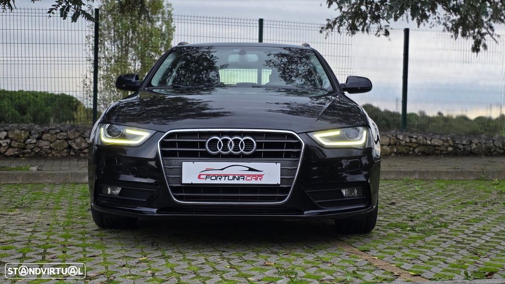 Audi A4 Avant 2.0 TDI S-line - 2