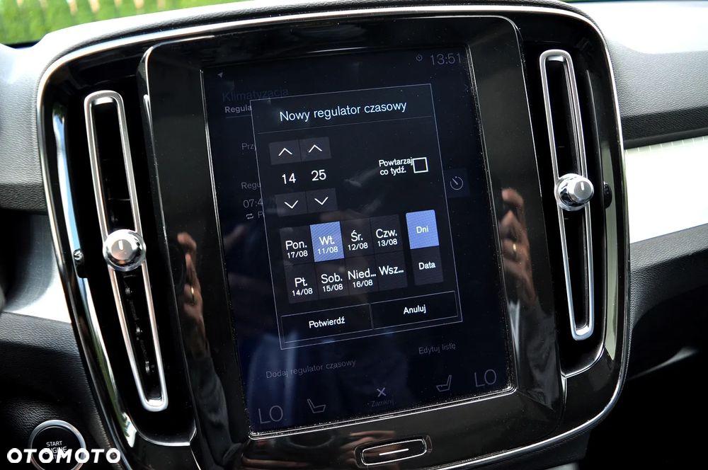Volvo XC 40 T3 Momentum Pro - 26