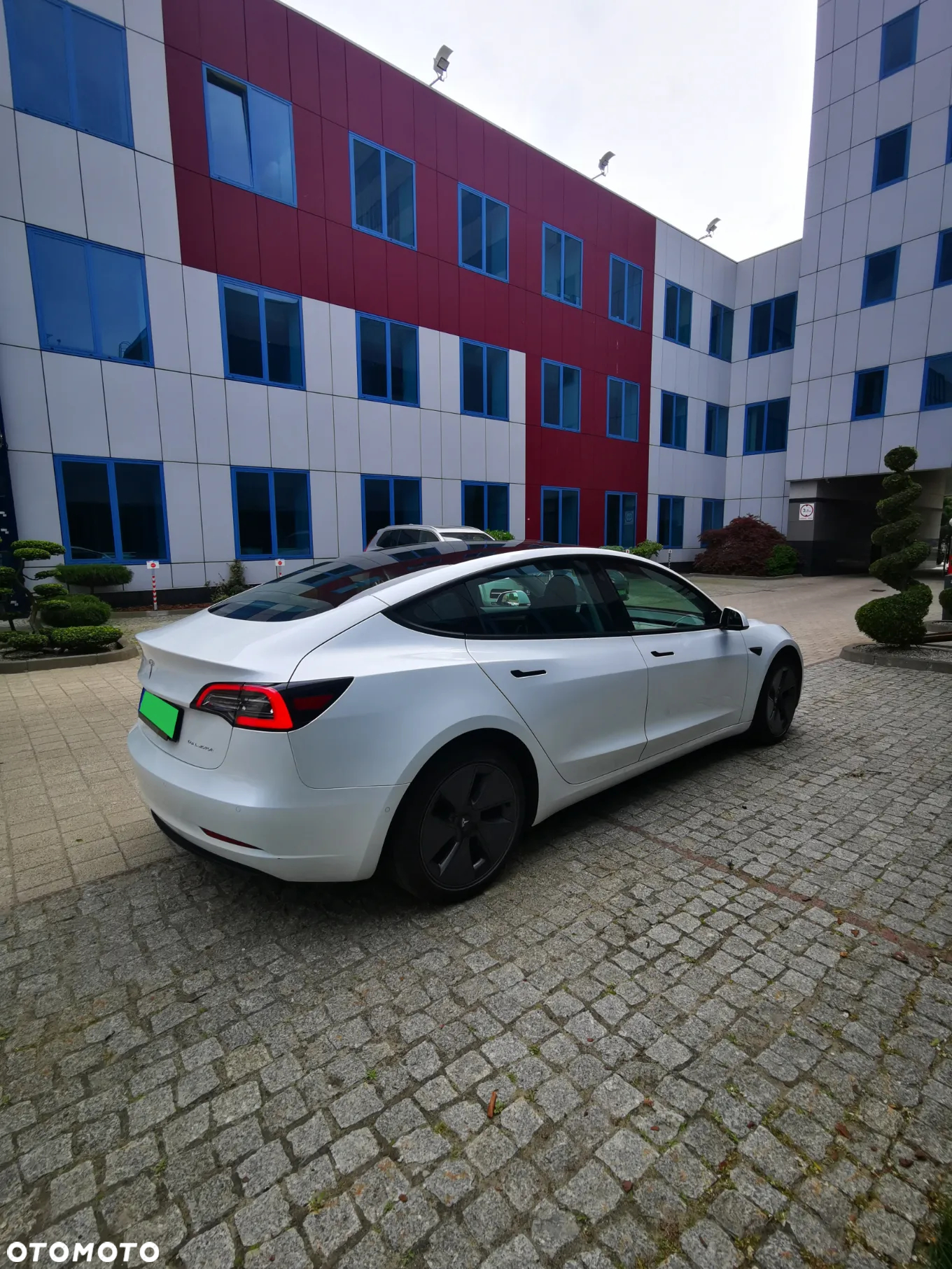 Tesla Model 3 - 11
