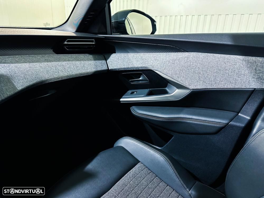 Peugeot 3008 1.2 Hybrid Allure e-DCS6 - 25