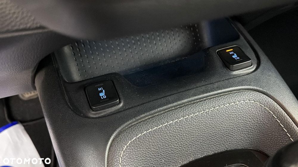 Toyota Corolla 1.8 Hybrid GPF Comfort - 22