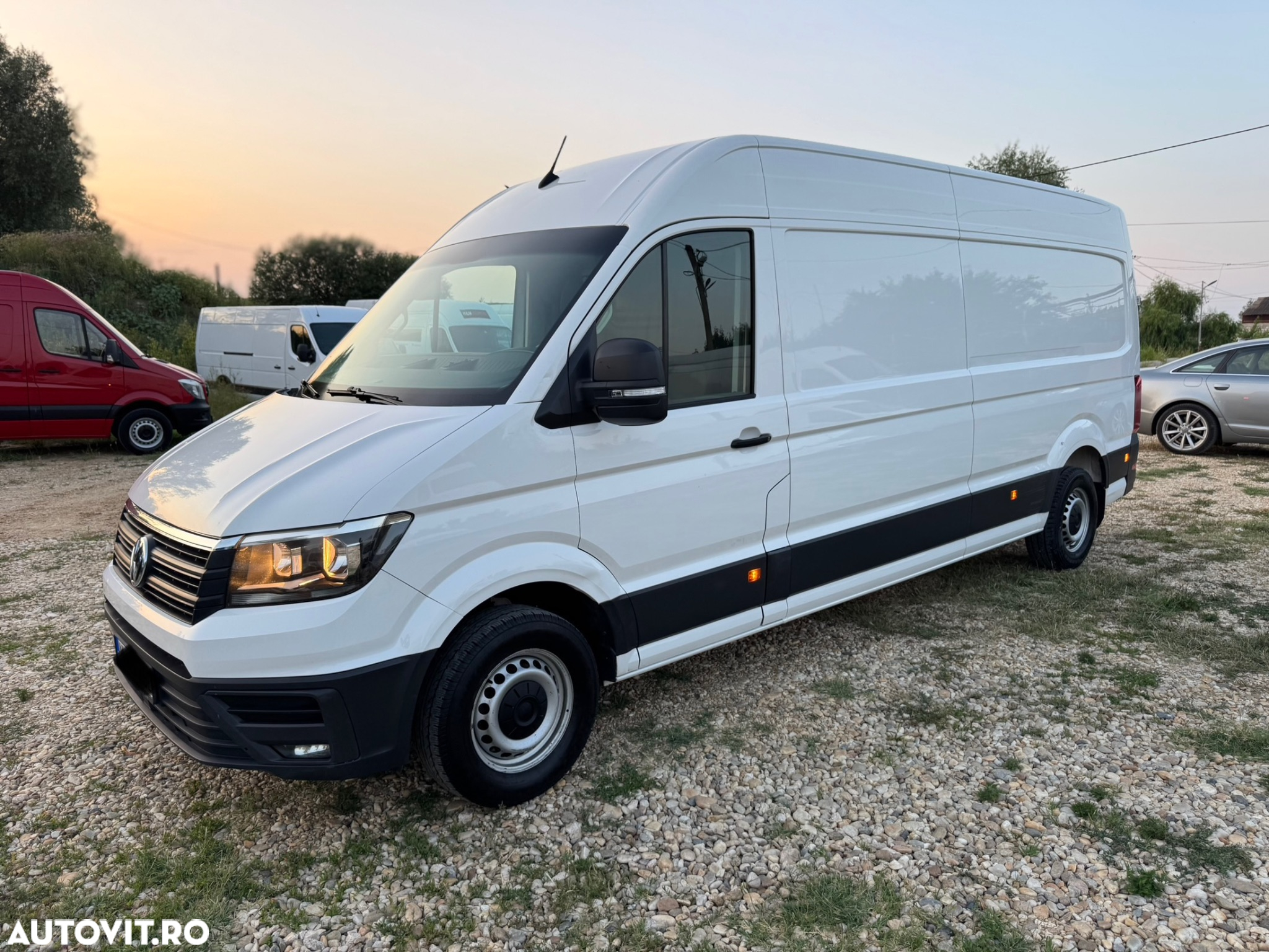 Volkswagen Crafter 2.0 Tdi 140cp Tractiune fata - 2