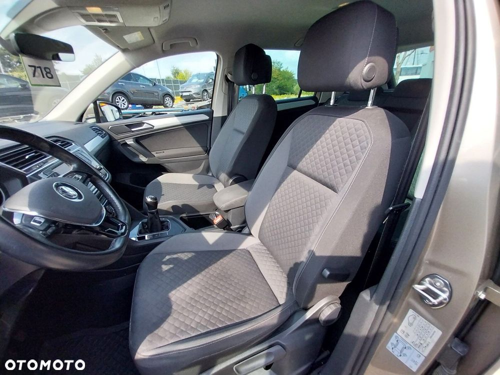 Volkswagen Tiguan 1.4 TSI BMT ACT Comfortline - 10
