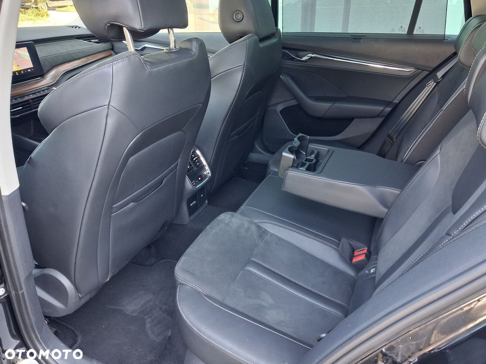 Skoda Octavia 2.0 TDI 4x4 Scout DSG - 25