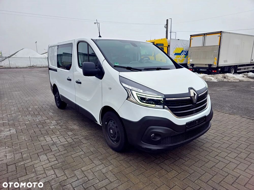 Renault Trafic - 2