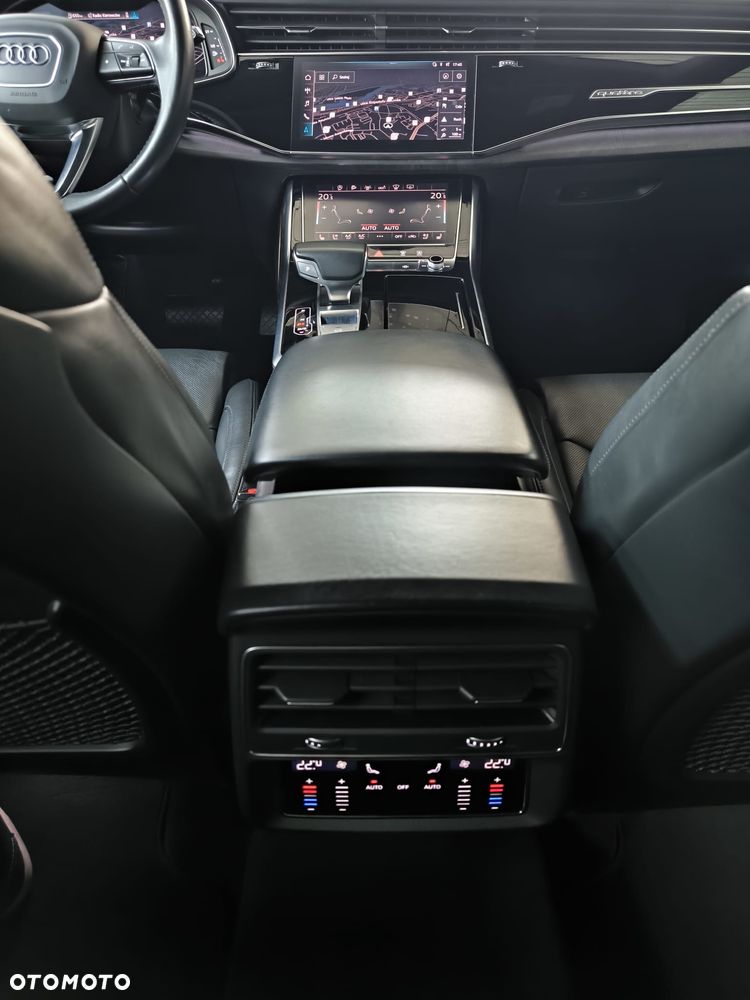 Audi Q8 50 TDI mHEV Quattro Tiptronic - 33