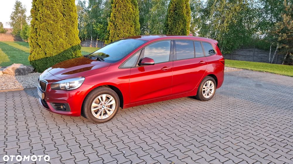 BMW Seria 2 218d - 5
