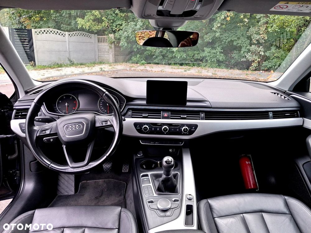 Audi A4 Avant 2.0 TDI ultra design - 17