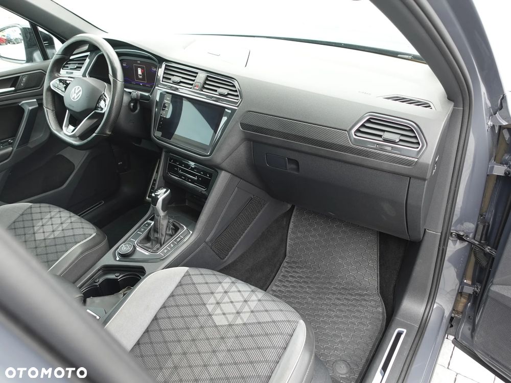 Volkswagen Tiguan 2.0 TDI SCR 4MotION DSG R-Line - 4
