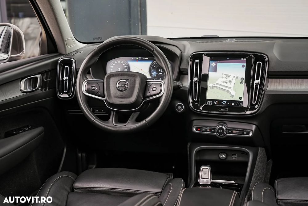 Volvo XC 40 - 12