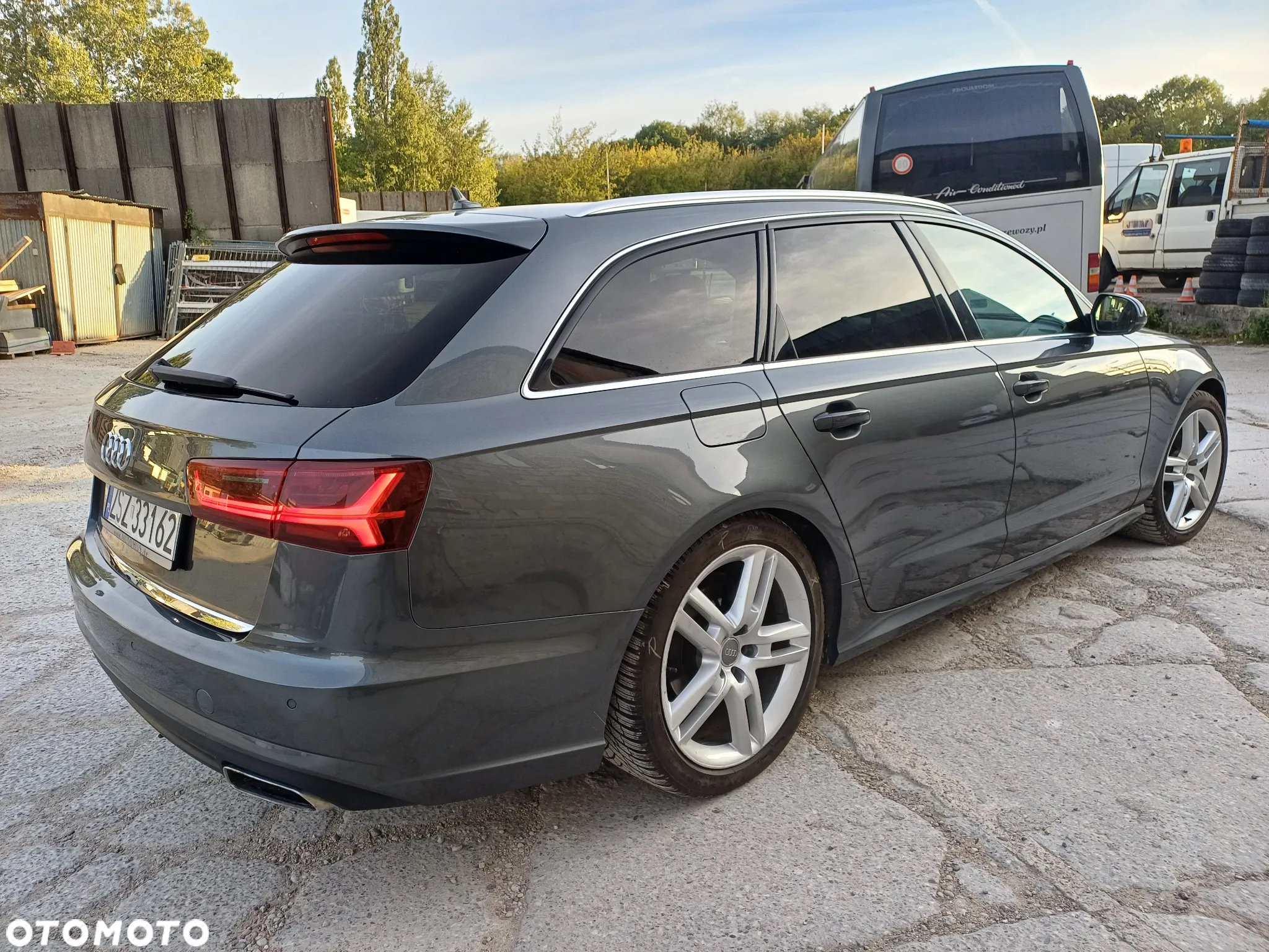 Audi A6 - 6