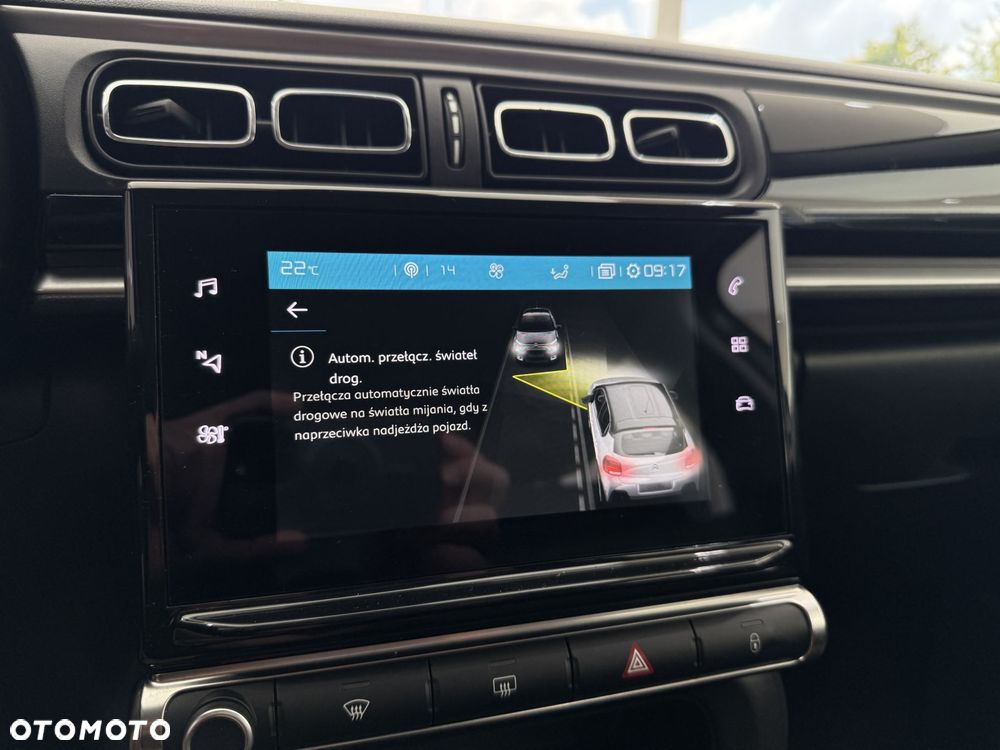 Citroën C3 1.2 PureTech Shine - 33