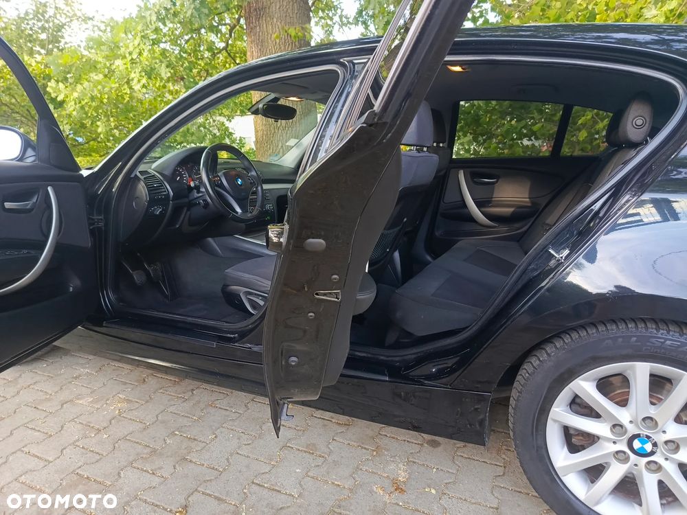 BMW Seria 1 118i - 29