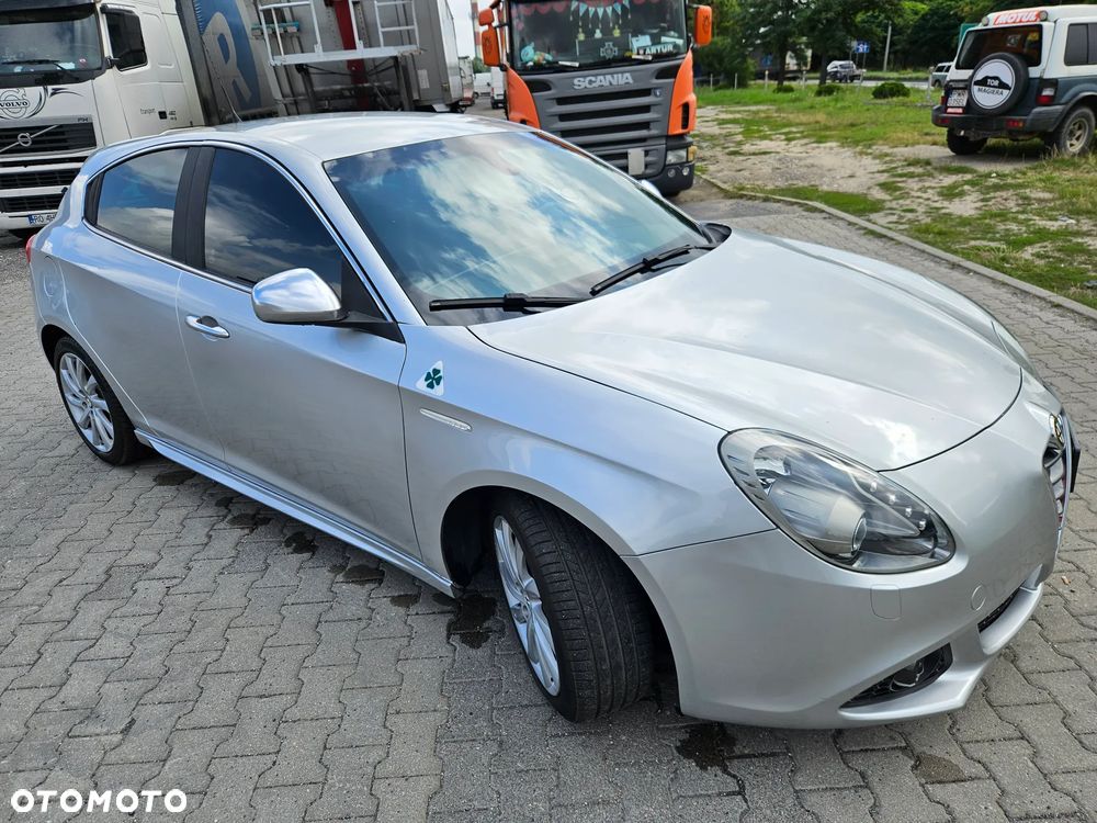Alfa Romeo Giulietta 1750 TBi Quadrifoglio Verde - 6