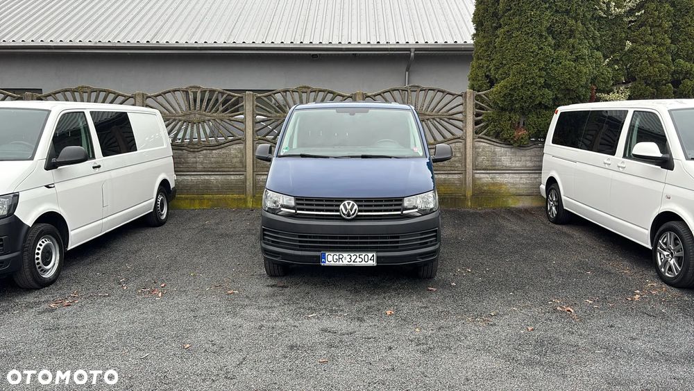 Volkswagen Transporter Kombi L1H1 DSG - 2