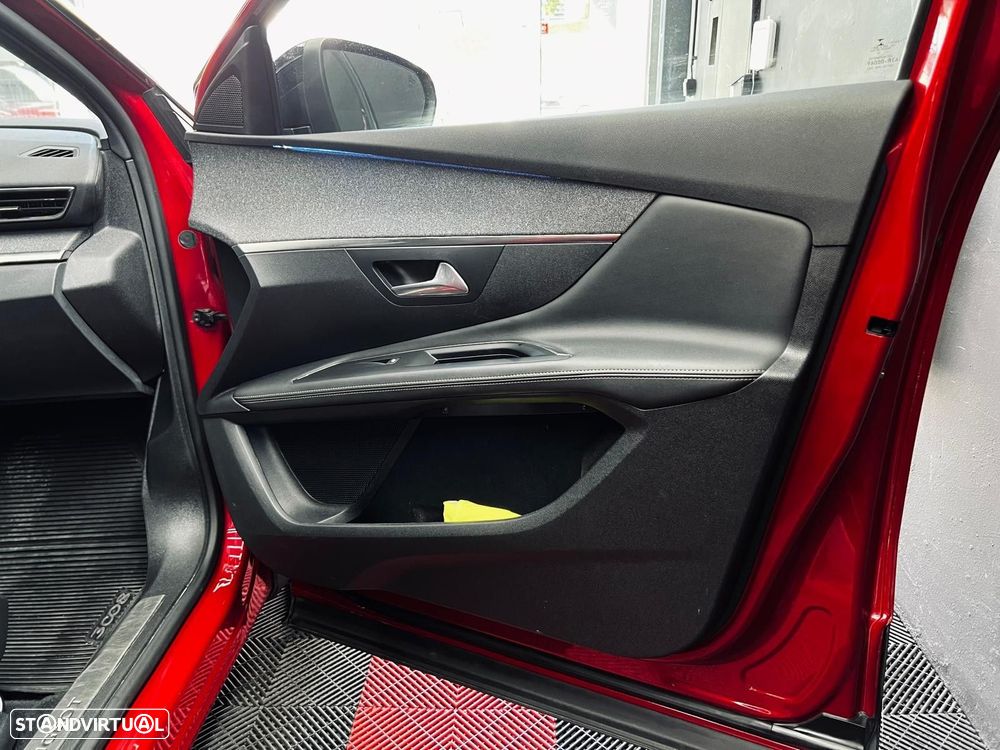 Peugeot 3008 1.2 PureTech GT Line EAT8 - 44