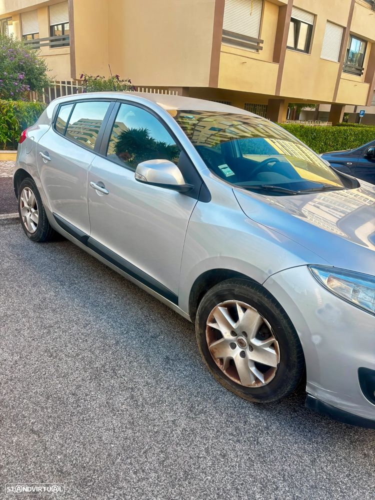 Renault Mégane dCi 90 FAP Expression - 2