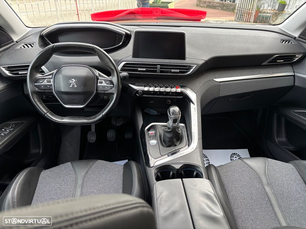 Peugeot 3008 1.2 PureTech Allure - 19