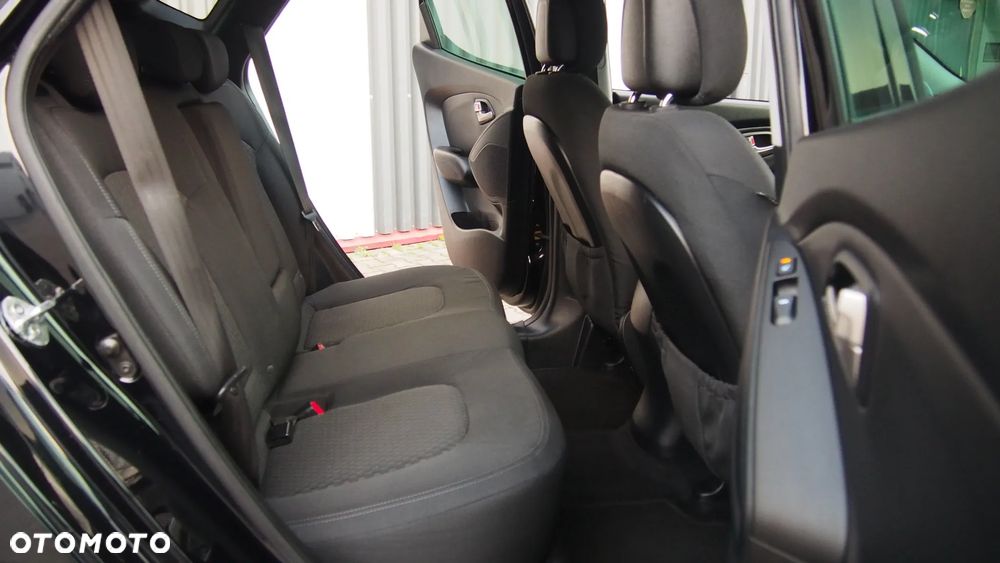 Hyundai ix35 2.0 4WD Automatik Style - 10