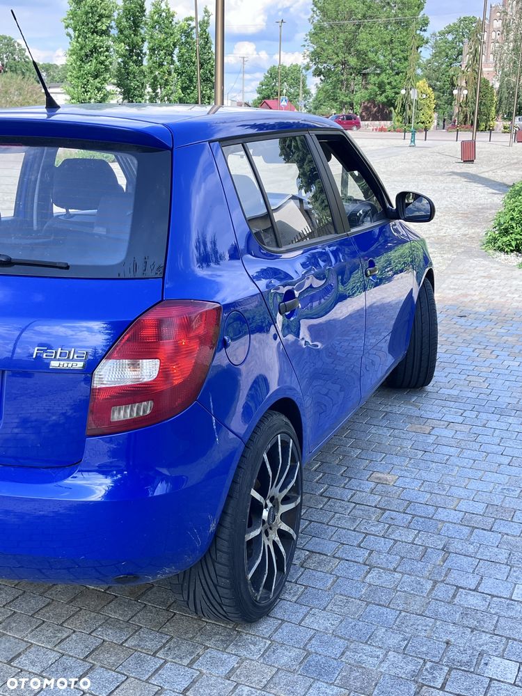 Skoda Fabia - 4
