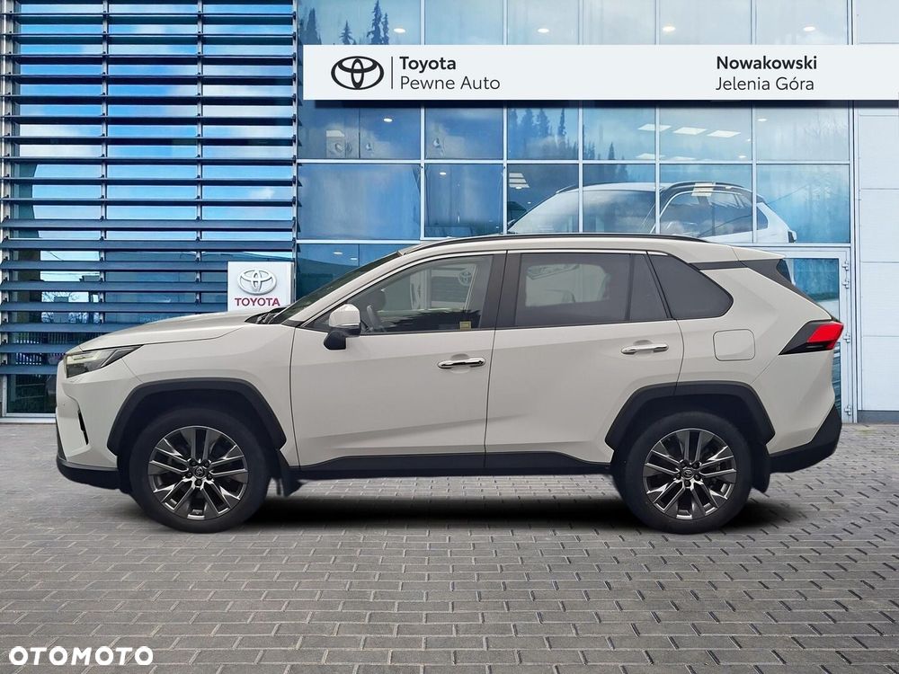 Toyota RAV4 - 3