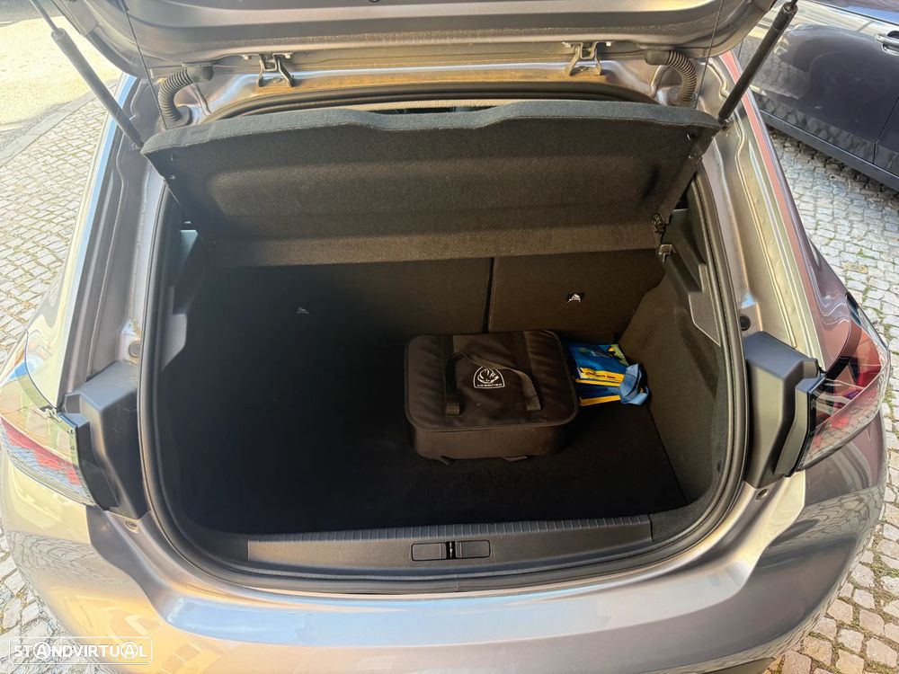 Peugeot e-208 Allure Pack - 18