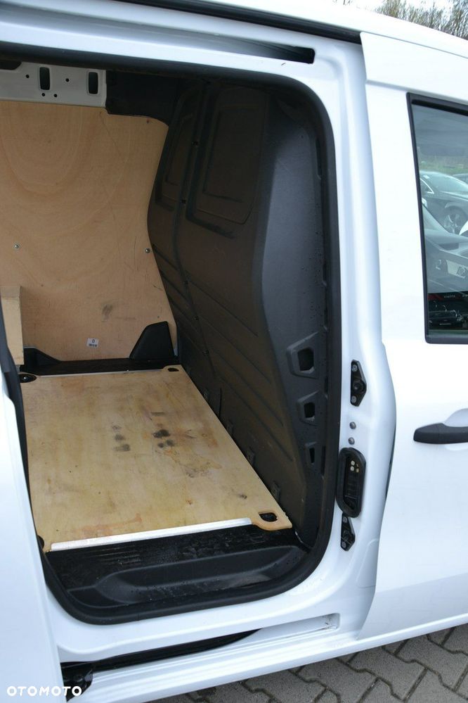 Nissan Townstar - 24