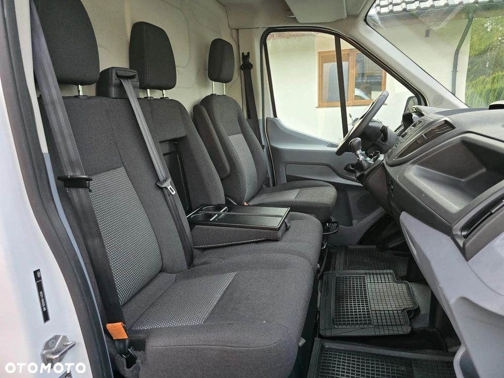 Ford TRANSIT - 28