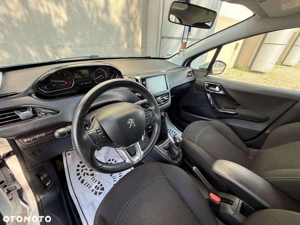 Peugeot 208 1.6 BlueHDi Active S&S - 31