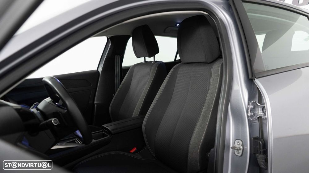 Peugeot 308 1.2 PureTech Allure Full LED EAT8 — fotografia 9