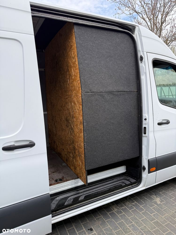Mercedes-Benz Sprinter 319 - 5