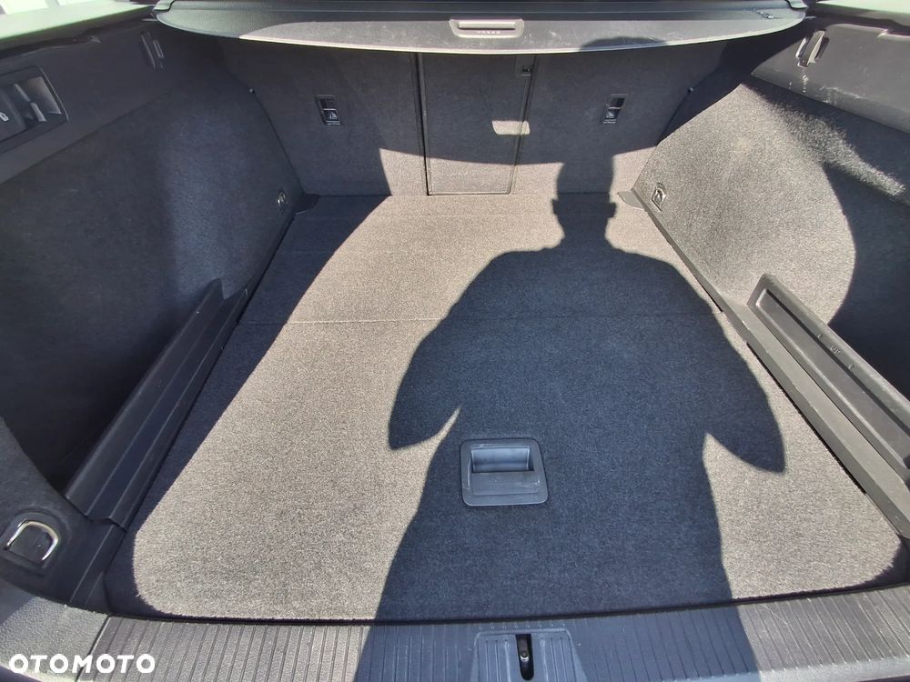Volkswagen Passat 1.5 TSI ACT mHEV Trend DSG - 15