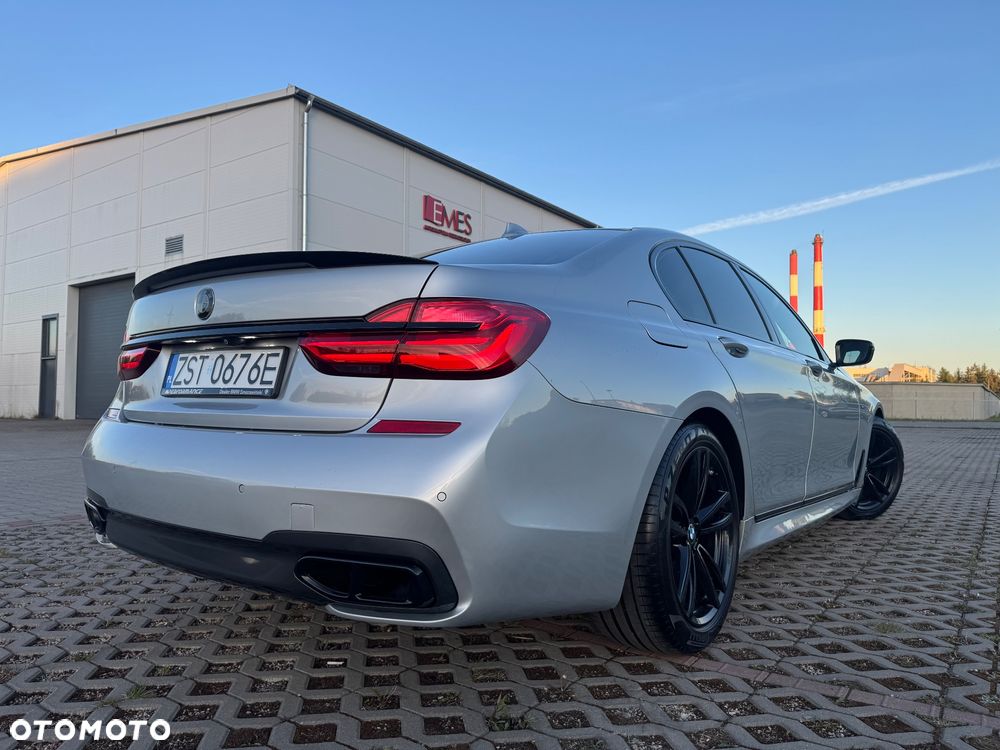 BMW Seria 7 730d xDrive - 4