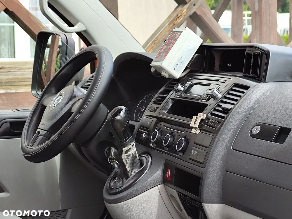 Volkswagen Transporter T5 2.0TDI Doka - 13