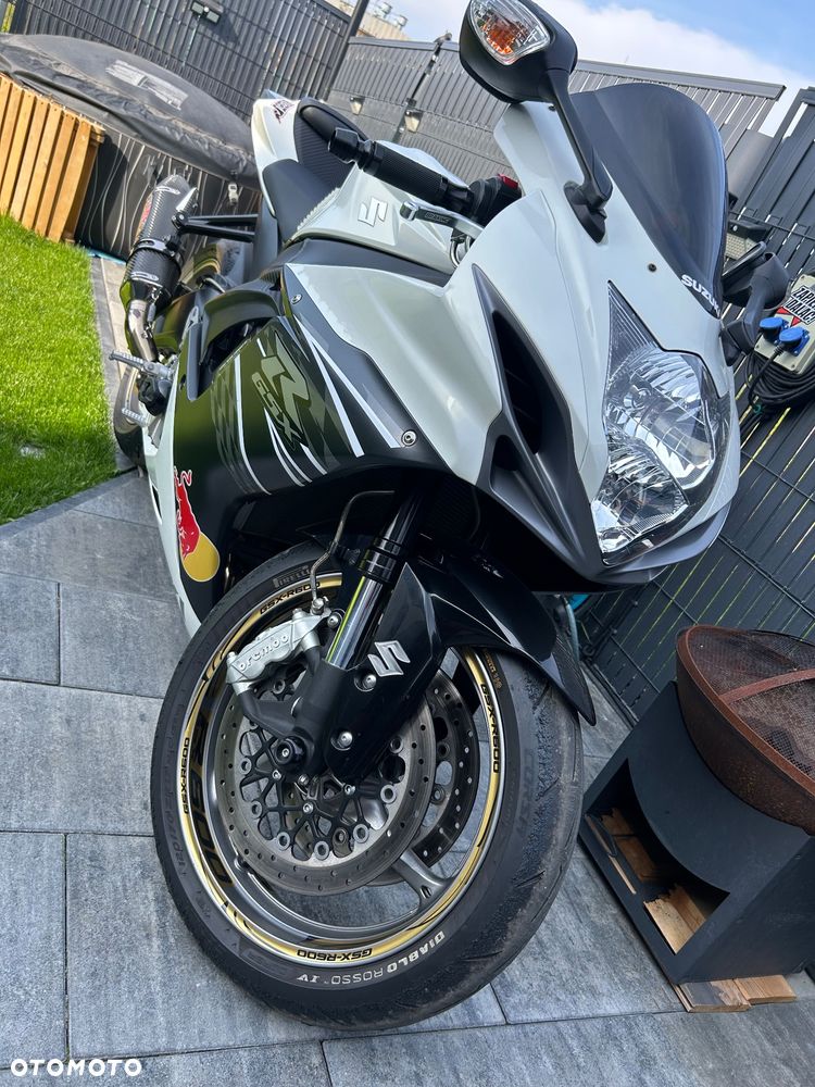 Suzuki GSX-R - 18