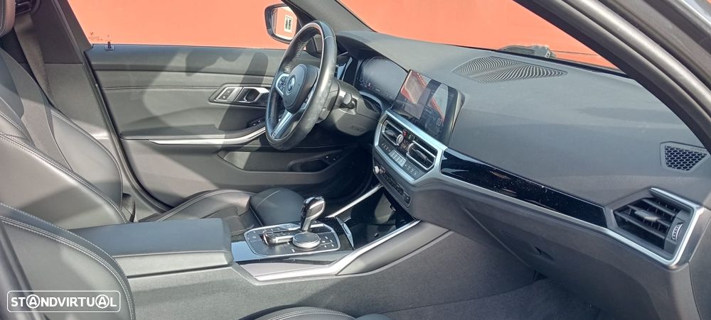 BMW 330 e Pack M Auto - 9